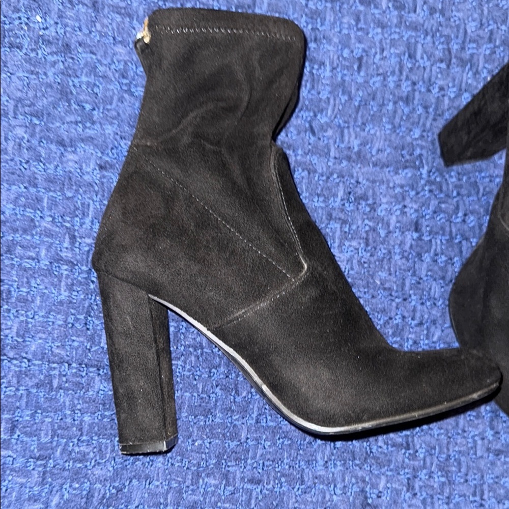 Steve Madden Black Suede Like Ankle Boots